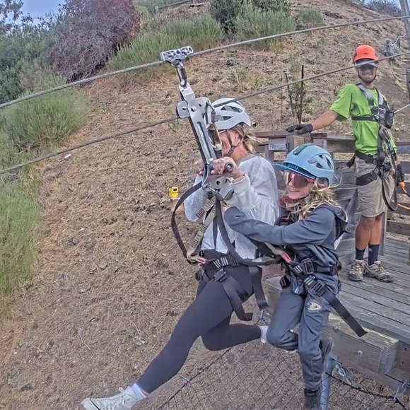 Meet your Posher, Amanda - Picture 7 of 8